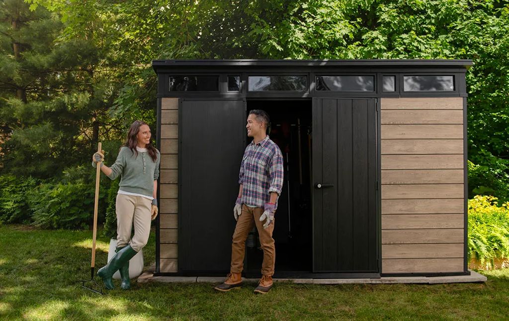 Keter Signature Storage Shed Ashwood Brown 11x7 Ft Resin
